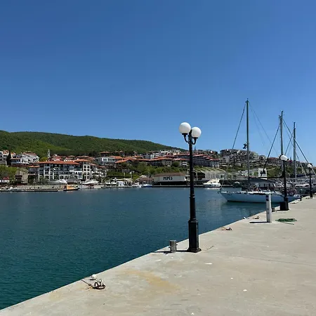 Diamond By The Sea 公寓 *