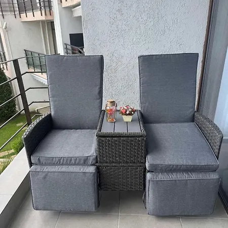 Diamond By The Sea 圣弗拉斯