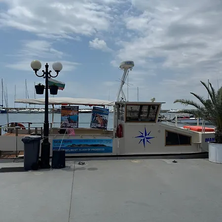 公寓 Diamond By The Sea *