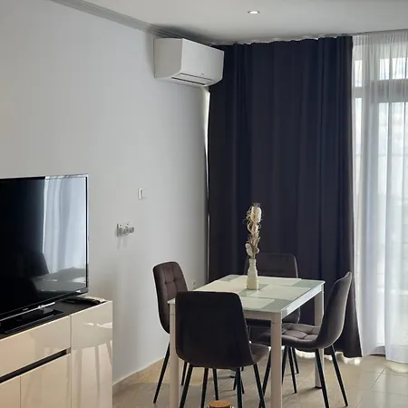 Diamond By The Sea Apartament