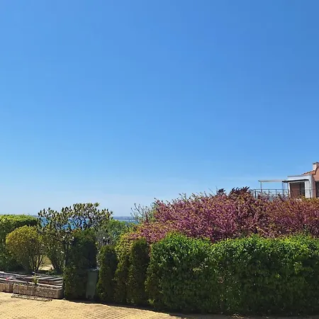 Apartment Diamond By The Sea *