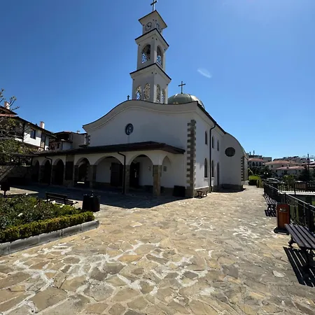 Diamond By The Sea Apartment *