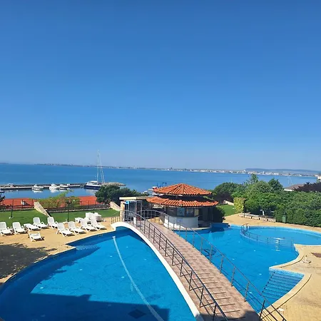Diamond By The Sea Apartament