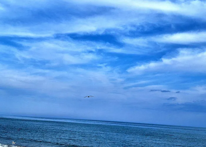 Diamond By The Sea *